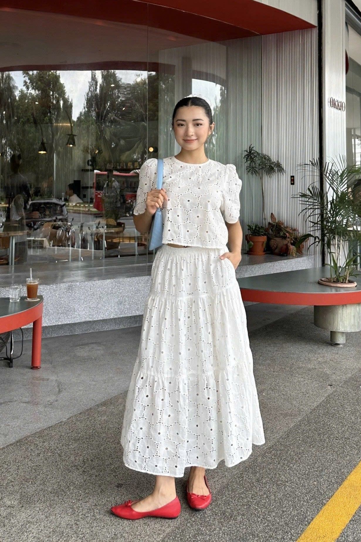  Áo ren dáng crop 