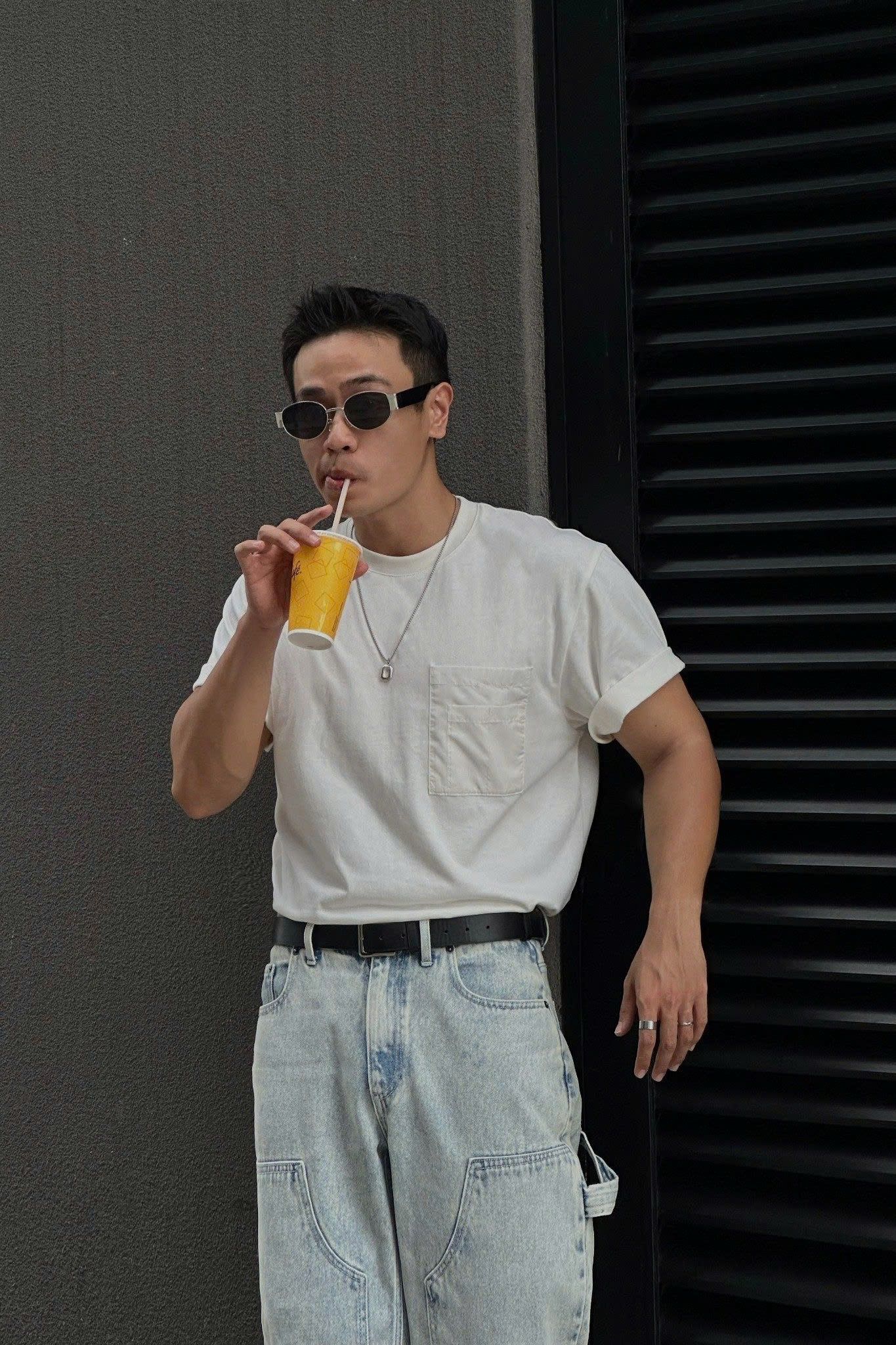  Áo Tshirt túi ngực phối vải Taffeta dáng Relax 