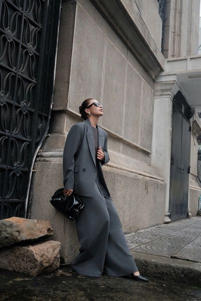  Quần dài nữ dáng Wideleg vải suiting họa tiết kẻ 