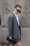  Áo Blazer nữ dáng Oversize vải Suiting họa tiết kẻ 