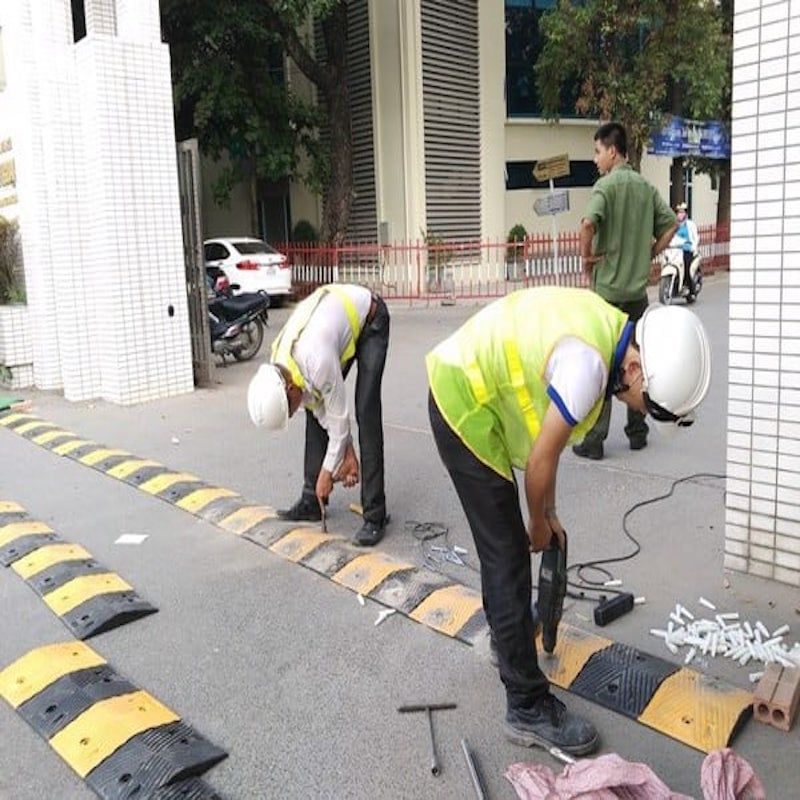 Gờ Giảm Tốc Độ Nhiều Kích Thước - Bảo Hộ Lao Động Vĩnh Xuyên