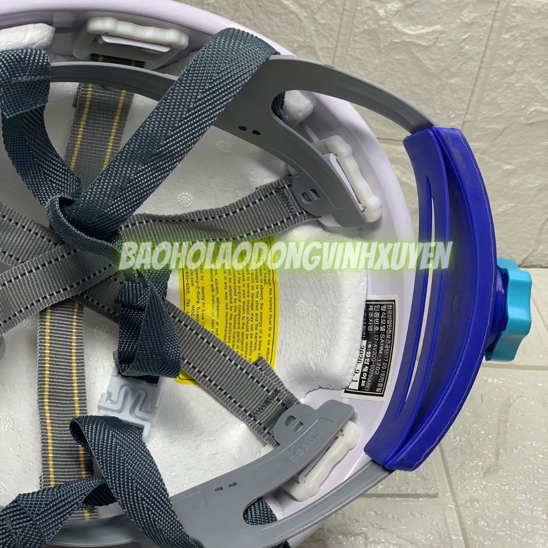 Mũ Bảo Hộ Sseda Hàn Quốc Mặt Vuông Núm Vặn Màu Trắng