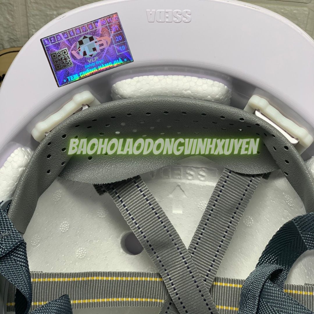 Mũ Bảo Hộ Sseda Hàn Quốc Mặt Vuông Núm Vặn Màu Trắng