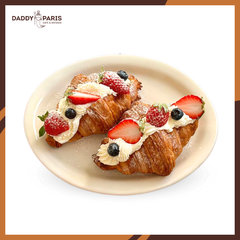 Bánh Croissant Hoa Quả