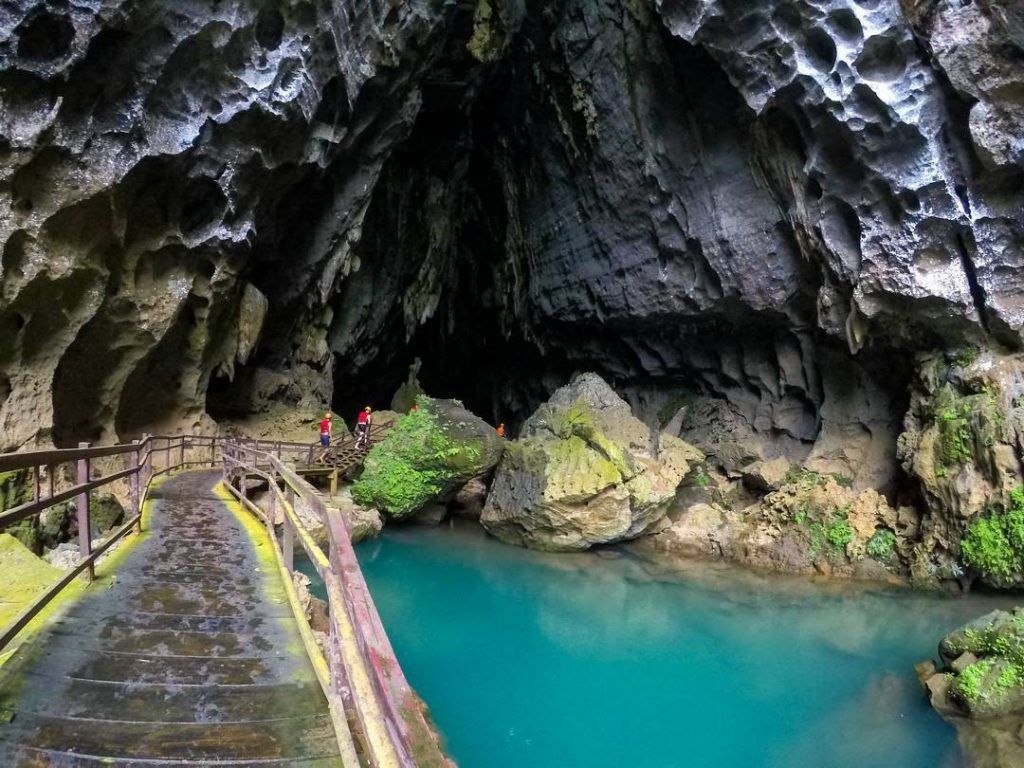 TOUR HÀ NỘI - QUẢNG BÌNH 3 NGÀY 3 ĐÊM: KHÁM PHÁ DẢI ĐẤT MIỀN TRUNG XINH ĐẸP