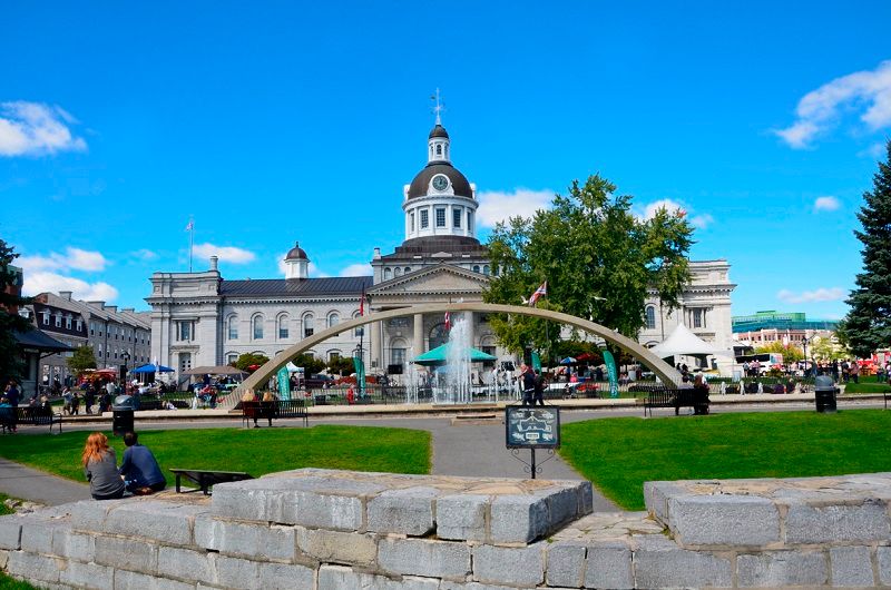 KHÁM PHÁ CUBA VÀ HAI BỜ ĐÔNG CANADA