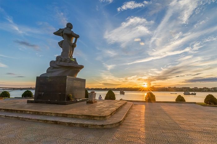 TOUR HÀ NỘI - QUẢNG BÌNH 3 NGÀY 3 ĐÊM: KHÁM PHÁ DẢI ĐẤT MIỀN TRUNG XINH ĐẸP