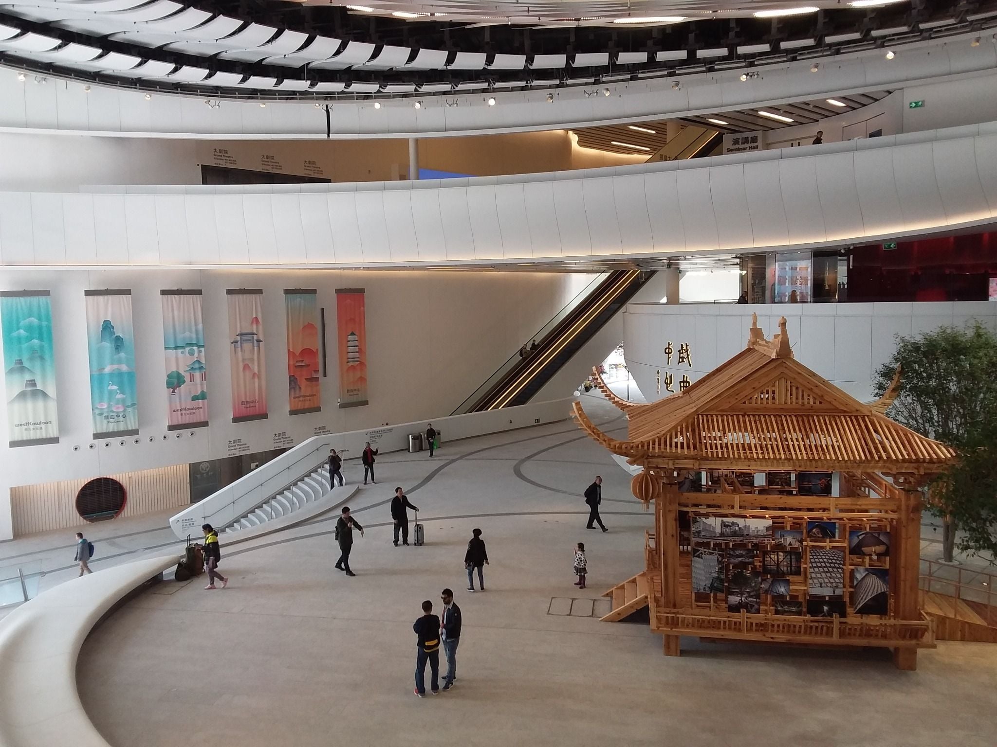 HÀ NỘI - HONGKONG -  DISNEY – WEST KOWLOON SHOPPING 5N4Đ