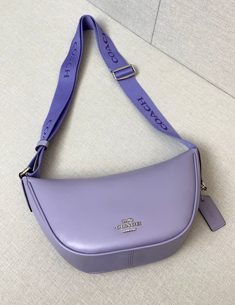 TX Túi Coach Pace bán nguyệt sz28*14*11 MS680