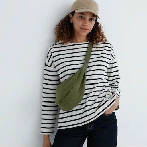 TX Túi bao tử UNIQLO sz28*17*10 NA199