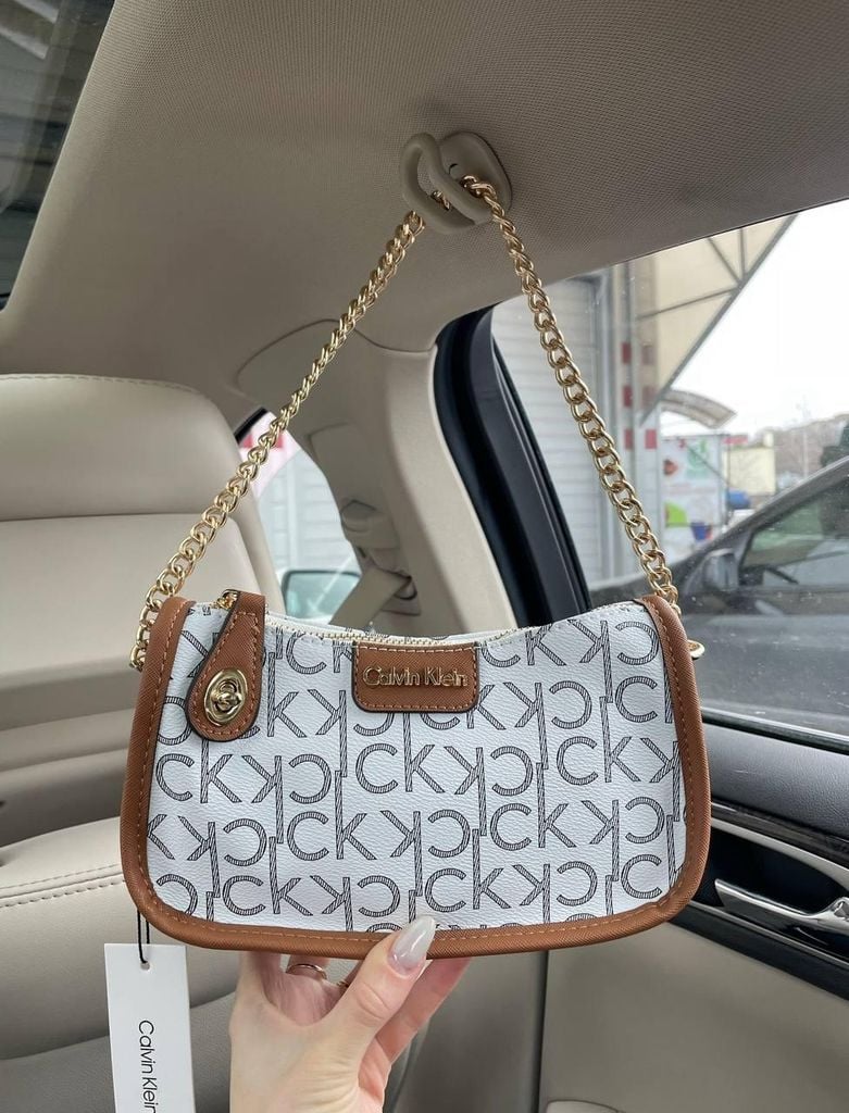 TX Túi Calvin Klein dáng thuyền sz22*13 BO330