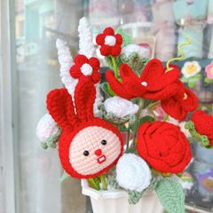 Chậu Hoa Thỏ Đỏ Xinh Xắn