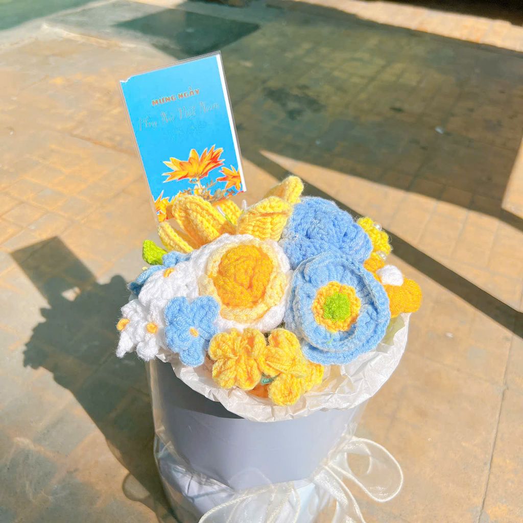 Bó Hoa Tròn Hoa Vàng Xanh