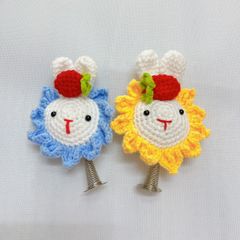 Lúc Lắc Thỏ Bông Hoa