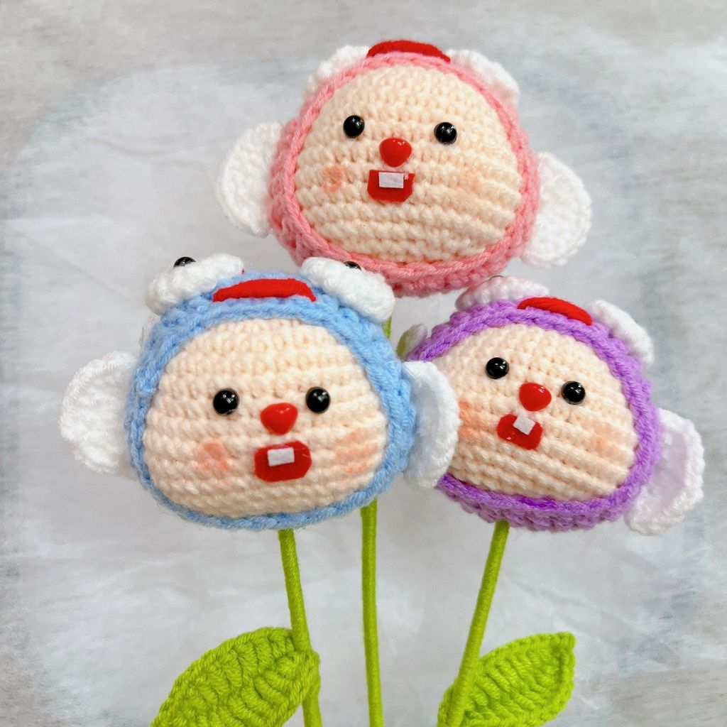 Cành Gấu Mắt To