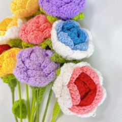 Cành Hoa Hồng Cánh Cuộn