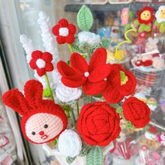 Chậu Hoa Thỏ Đỏ Xinh Xắn