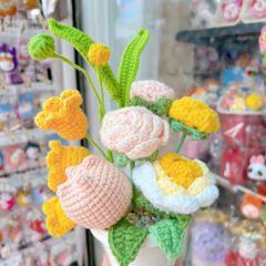 Chậu Hoa Vàng Nude