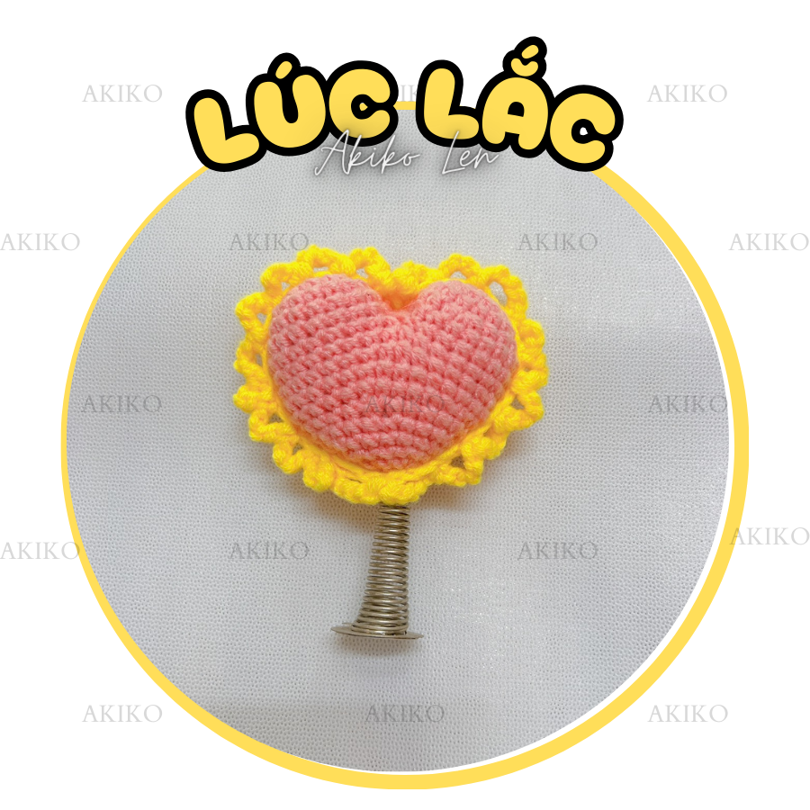 Lúc Lắc Trái Tim Viền Hoa