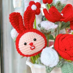 Chậu Hoa Thỏ Đỏ Xinh Xắn