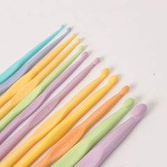 Phụ Kiện - Kim Móc Nhựa Màu Đẹp 2 - 10 mm