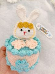 Bánh Kem Thỏ Vàng