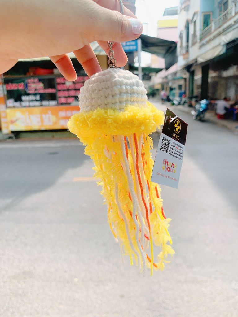 Móc Khóa Con Sứa Vàng