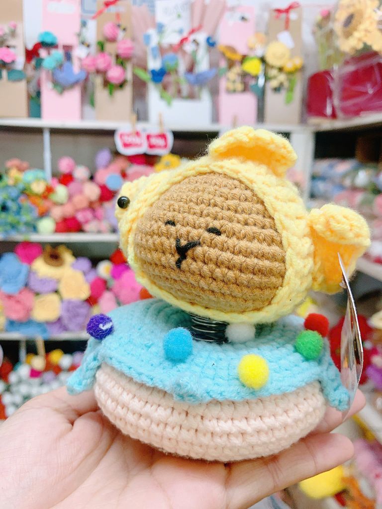 Đế Donut Lúc Lắc Capybara Vàng