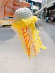 Móc Khóa Con Sứa Vàng