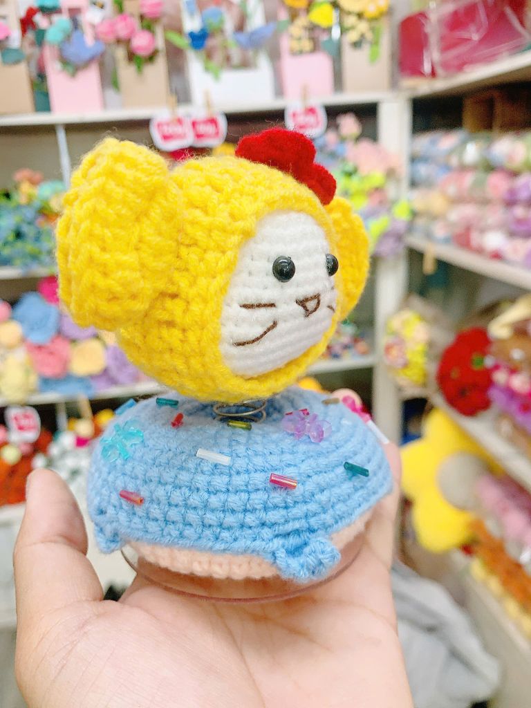 Đế Donut Lúc Lắc Mèo Vàng