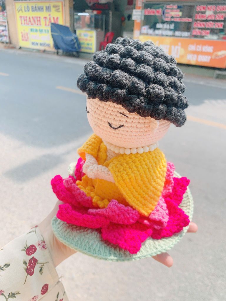 Tượng Phật Ngồi Thiền Hoa Sen