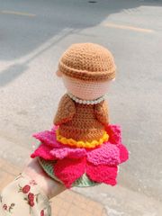 Tượng Chú Tiểu Ngồi Thiền Hoa Sen