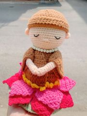 Tượng Chú Tiểu Ngồi Thiền Hoa Sen