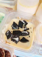 Food & Drinks Tiramisu Oreo