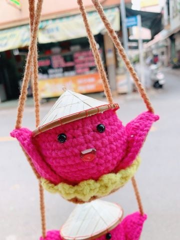 Dây Treo Bé Sen Đội Nón Lá
