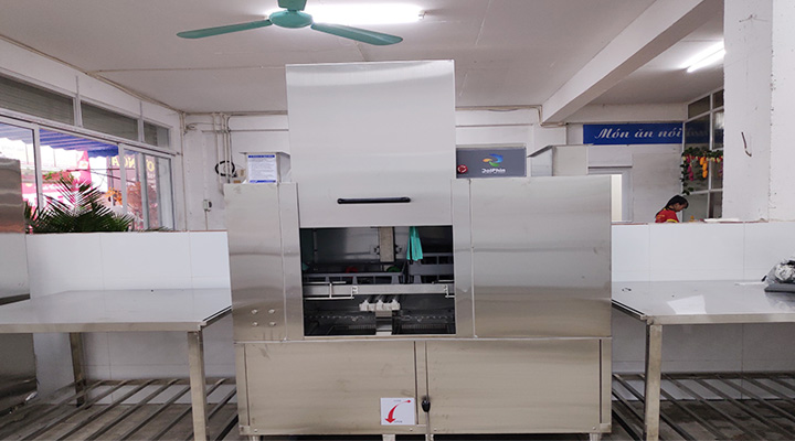 Máy rửa bát công nghiệp Dolphin DRC