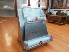 Máy cán đế Pizza Hongling APD-40B