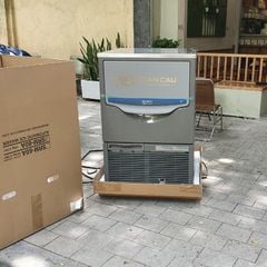 Máy làm đá viên cỡ nhỏ Hoshizaki SRM-60A