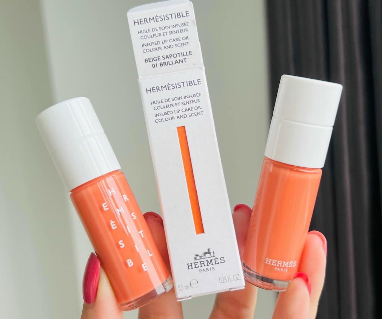  Son Dưỡng Hermès Hermesistible Infused Lip Care Oils 01 Beige Sapotille - Cam Sữa 