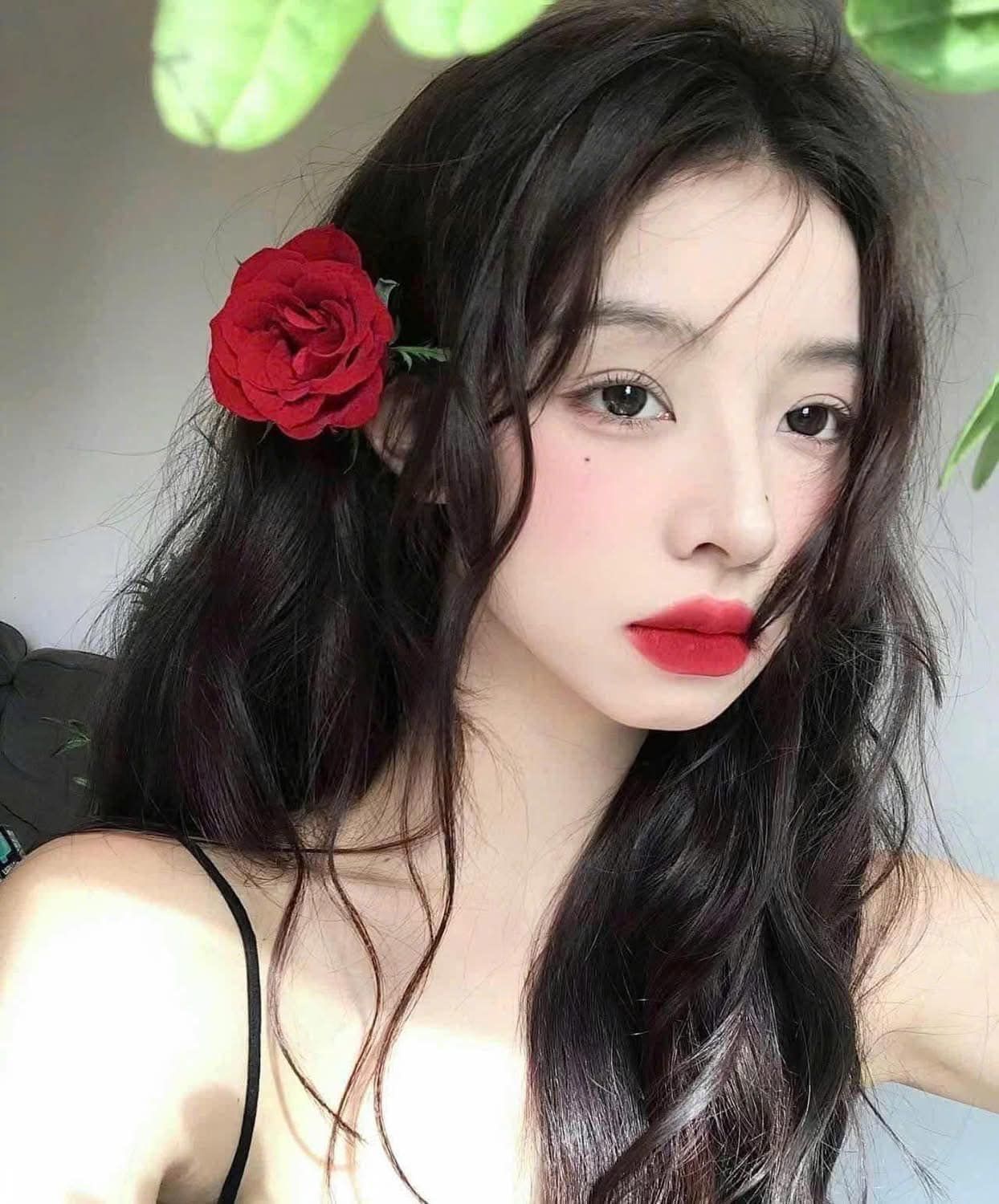  Son kem MAC Locked Kiss Ink 24HR Lipcolour 88 Ruby True - Màu Đỏ Lạnh 