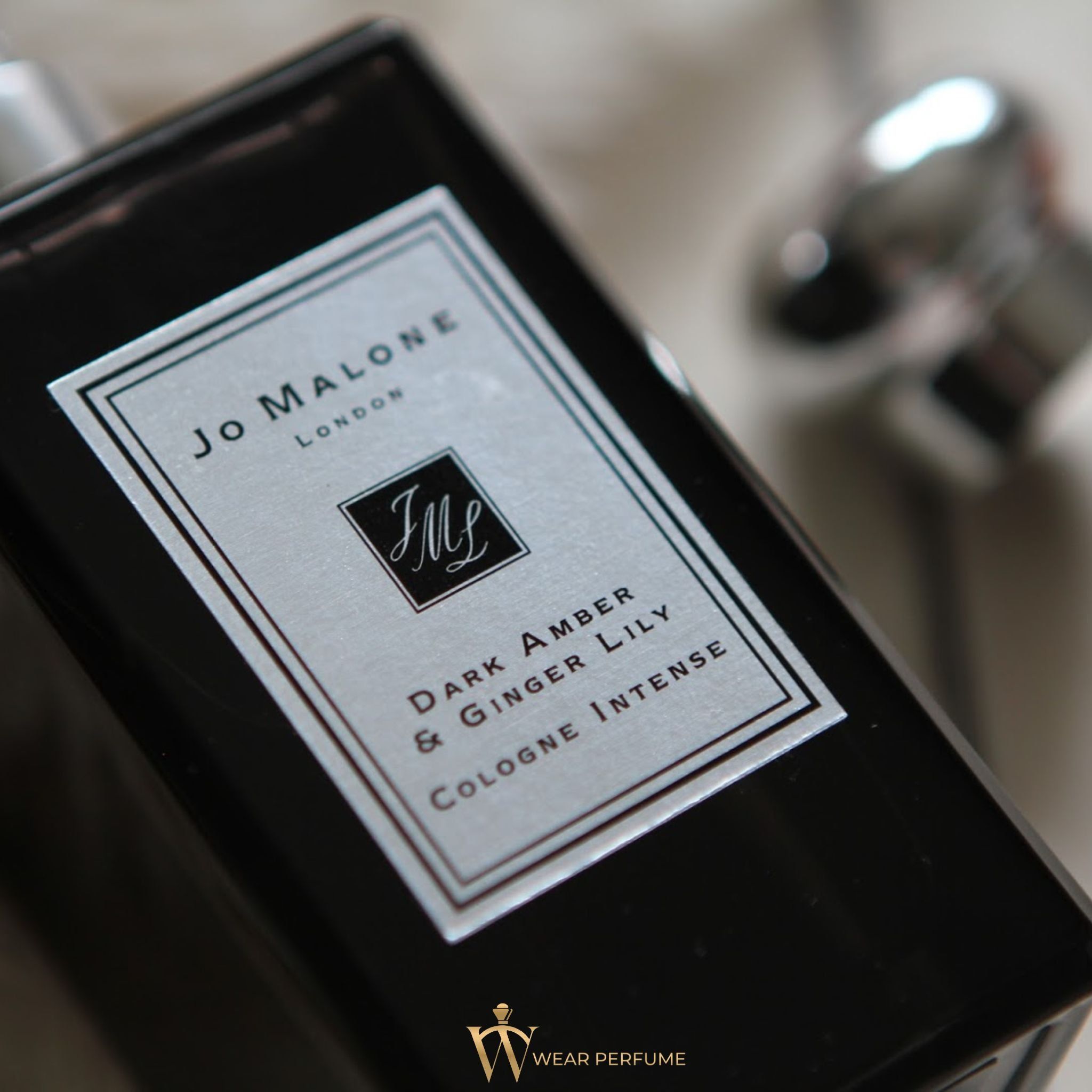 Jo Malone Dark Amber & Ginger Lily 