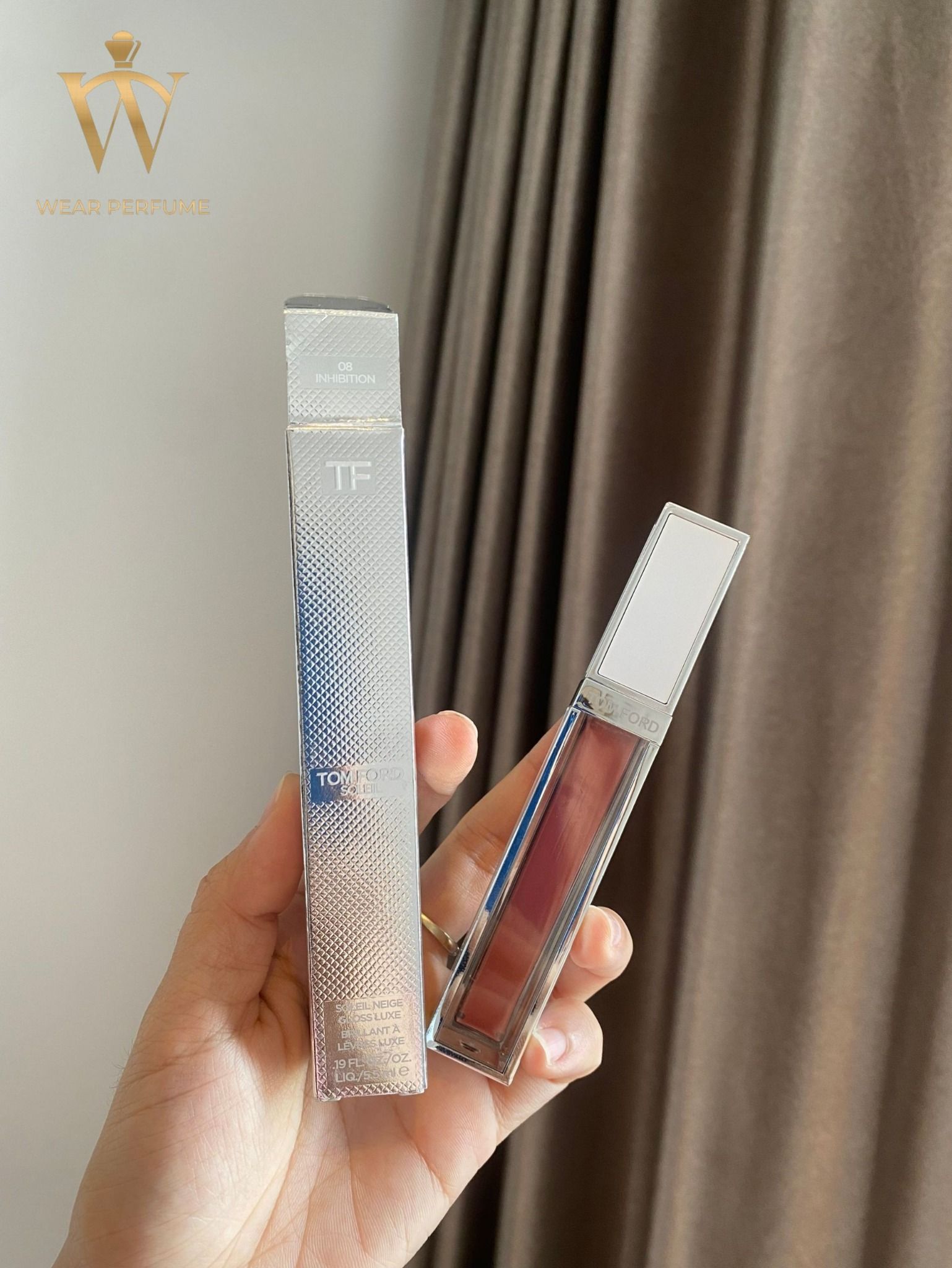  Son Kem Tom Ford Gloss Luxe Lip Gloss 08 Inhibition -  Màu Cam Đất 