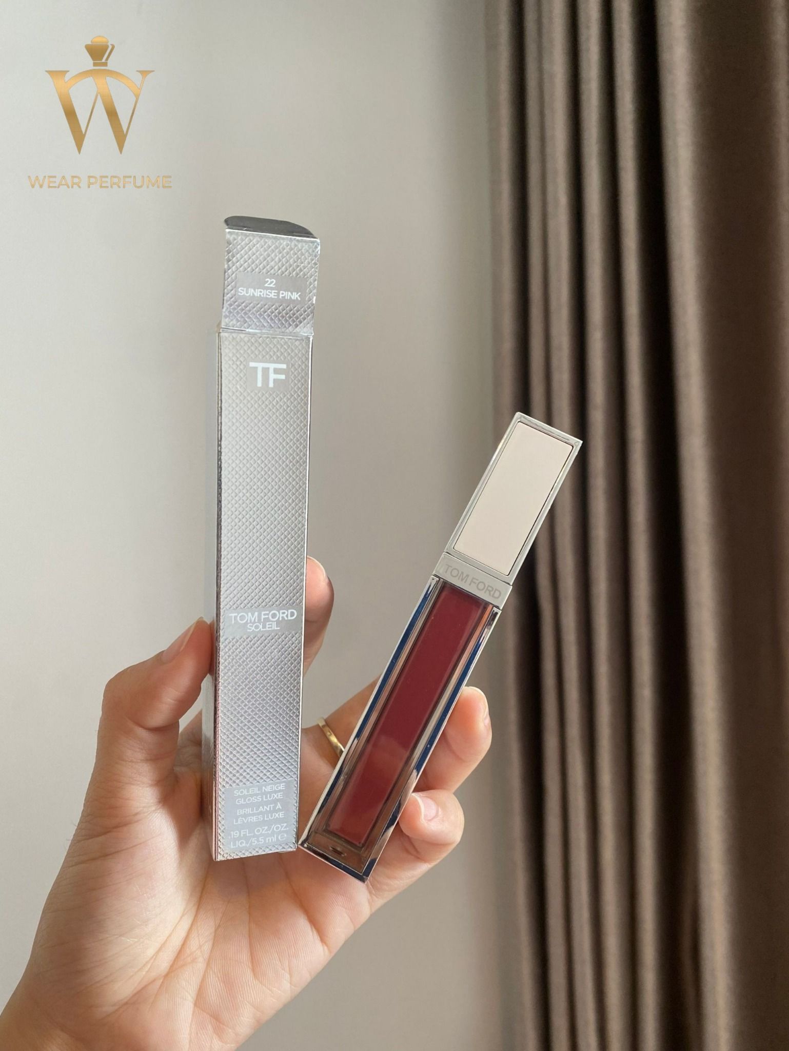  Son Kem Tom Ford Gloss Luxe Lip Gloss 22 Sunrise Pink - Màu Hồng Đất Baby 