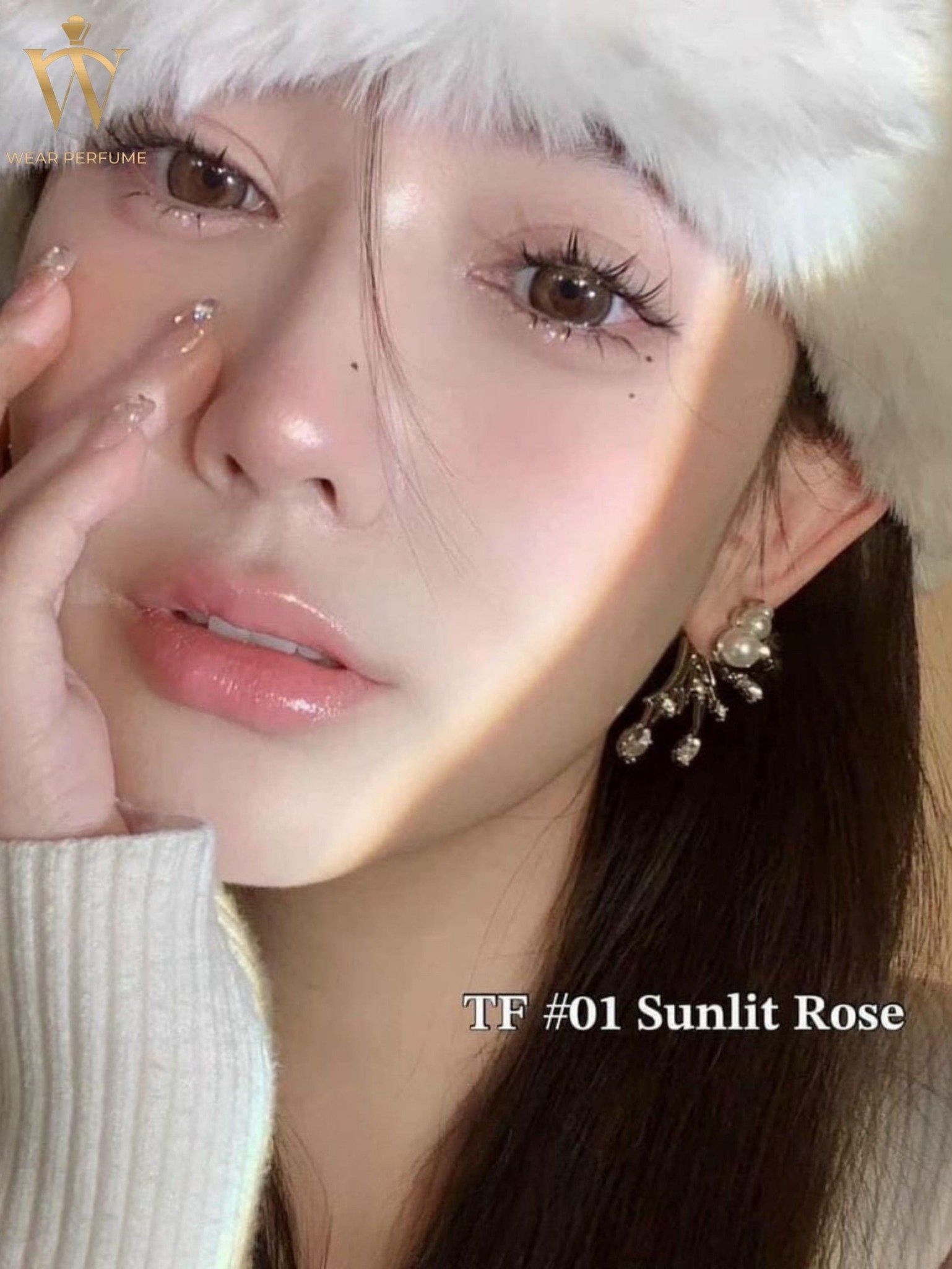  Son Dưỡng Môi Tom Ford Soleil 01 Sunlit Rose - Màu Hồng Đào 