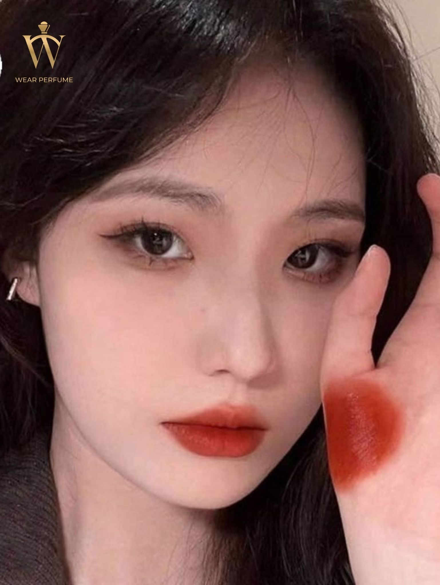  Son Tom Ford Lip Color Satin Matte Màu 50 Adored – Màu Đỏ Cam Cháy 