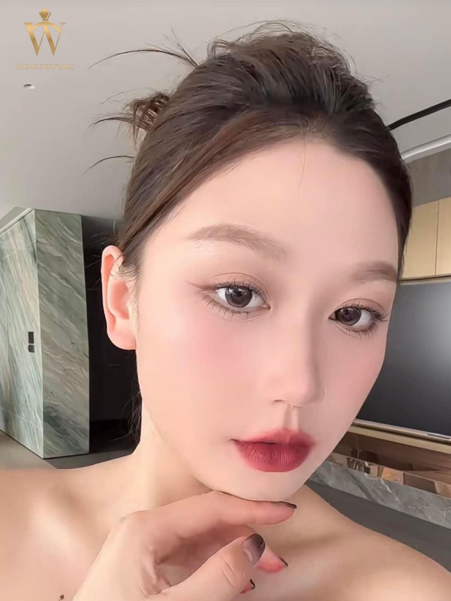  Son Chanel Rouge Allure Velvet Nuit Blanche 04:00 A Warm Brown - Màu Đỏ Nâu Đất 