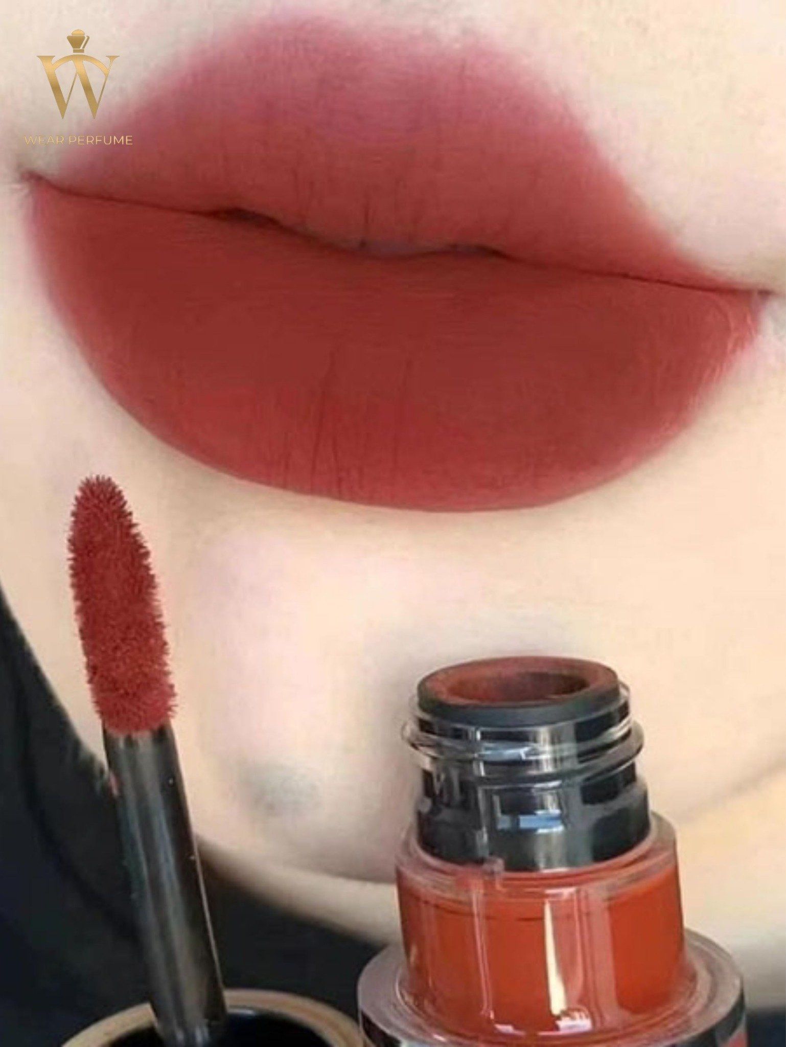  Son MAC 69 Sophistry Locked Kiss Ink 24HR - Màu Đỏ Nâu 