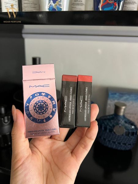  Set Son Mac Powder Kiss Lipstick Màu 543 Đỏ Cam Đất và 544 Đỏ Hồng Đất (1.8g x 2pcs) 