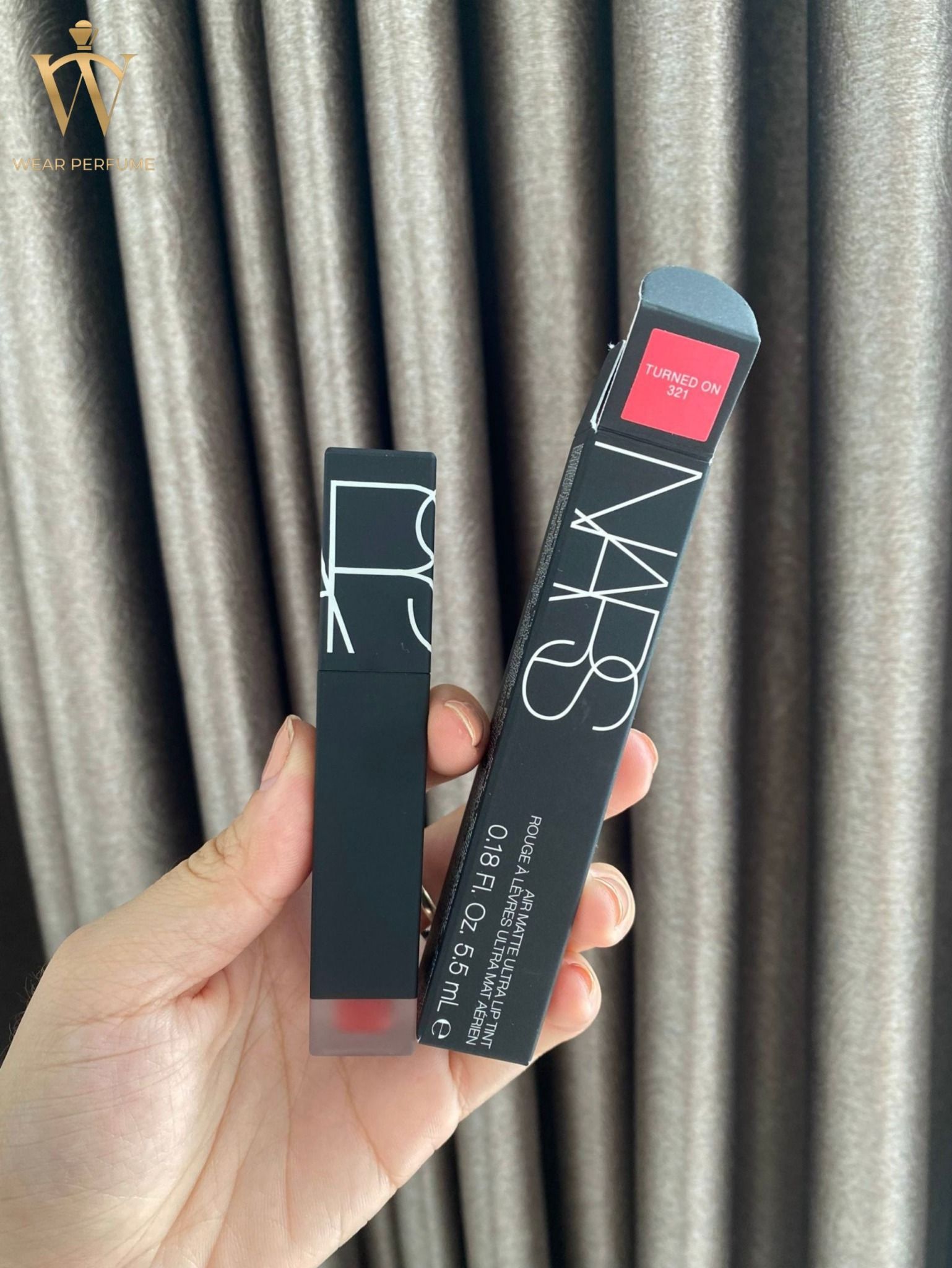  Son Nars Air Matte Ultra Lip Tint 321 Turned On - Màu Đỏ Berry 