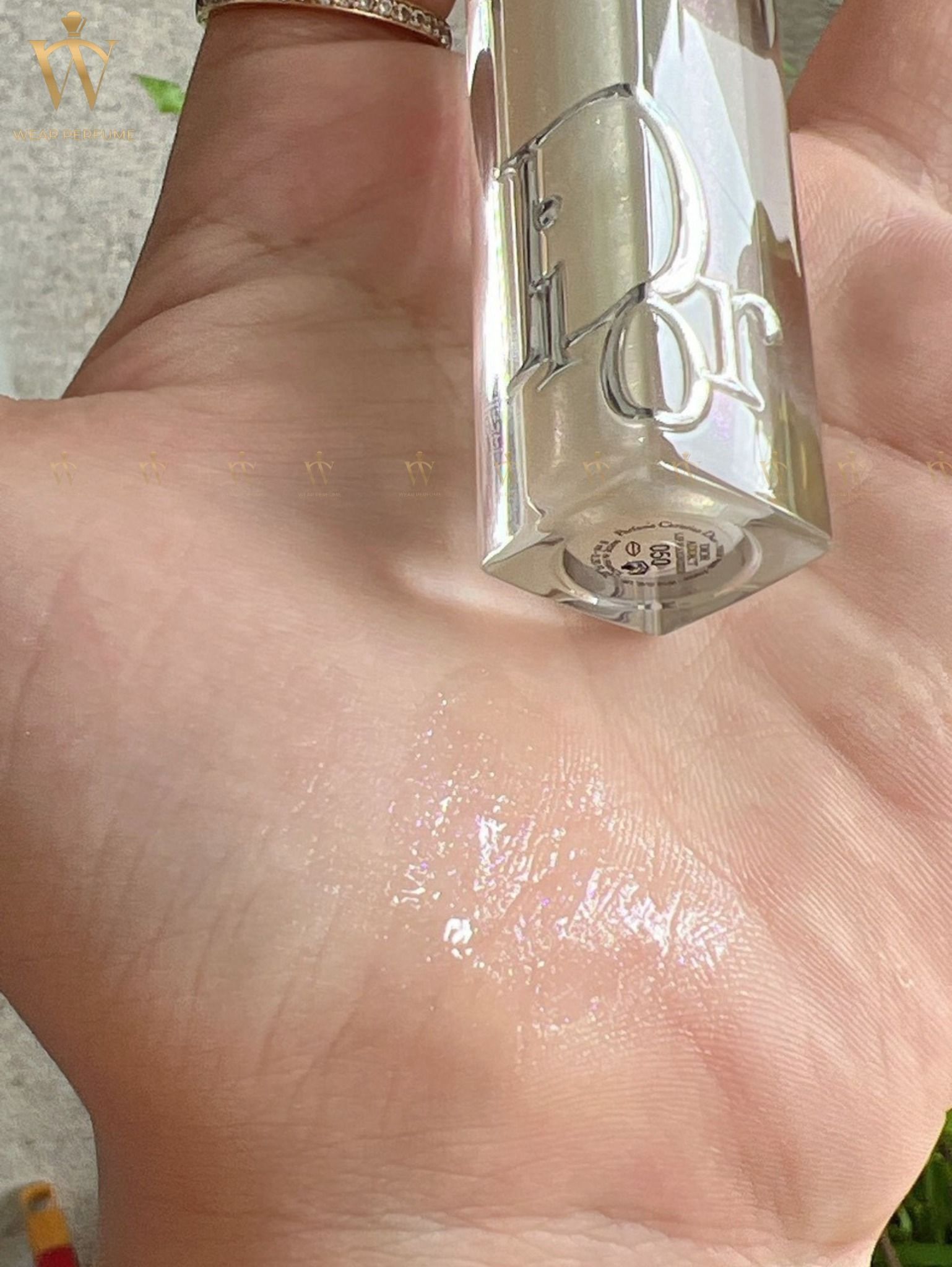  Son dưỡng Dior Addict Lip Maximiser 002 Opal - Màu Trong Suốt 